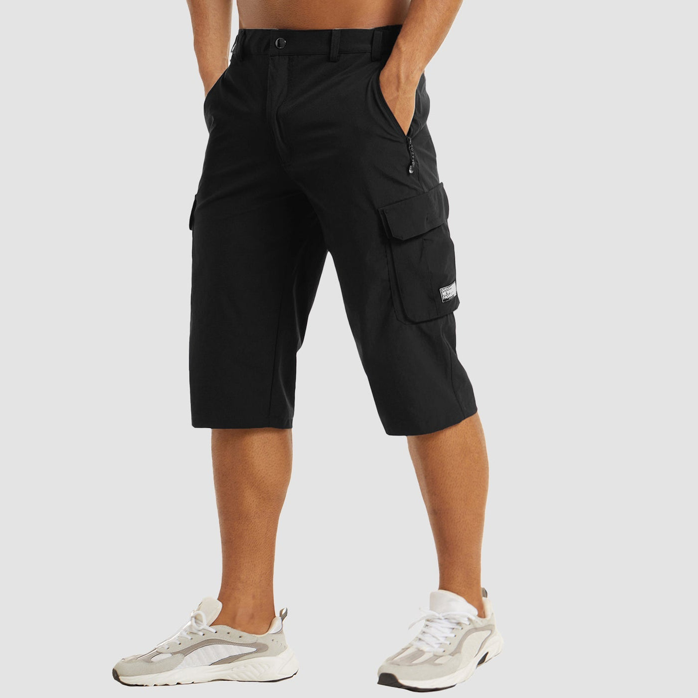 Men's outdoor walking shorts with multifunctional pockets