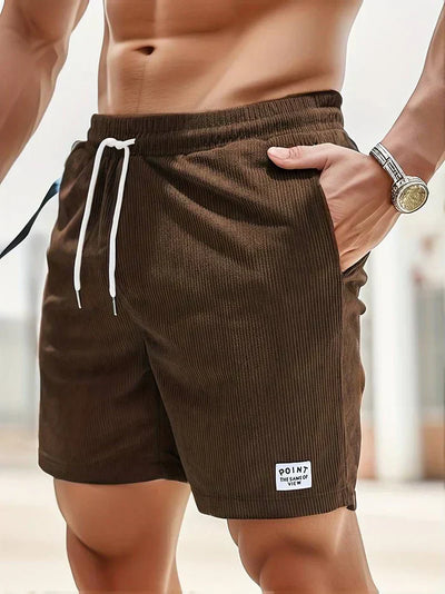 Men's leisure shorts with drawstring stopper