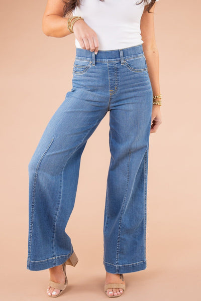 Women's Wide-Leg Jeans - High Waist - Comfortable Denim - Classic Five-Pocket Design